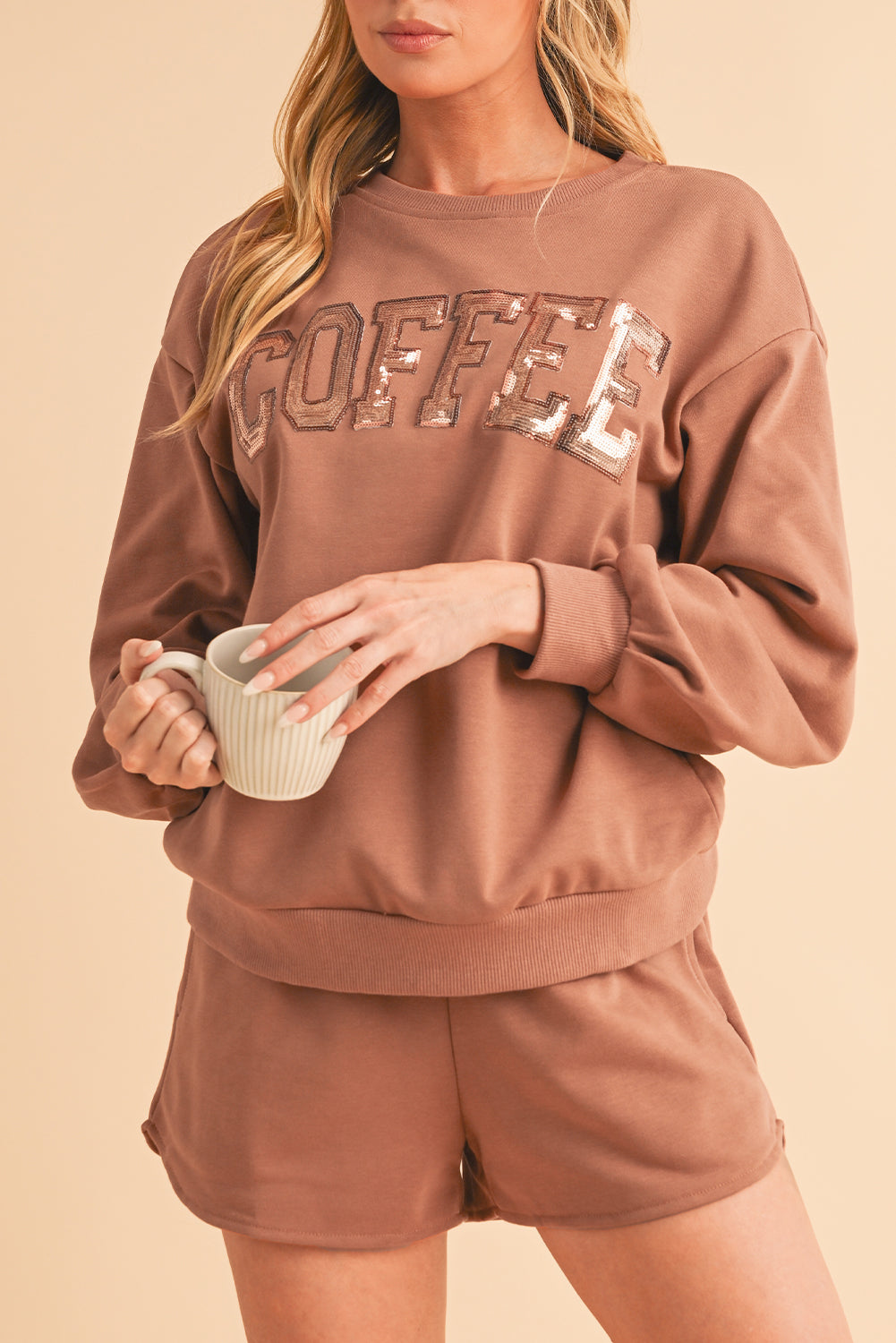 **SET** "COFFEE Loose Fit Sweatshirt and Shorts"