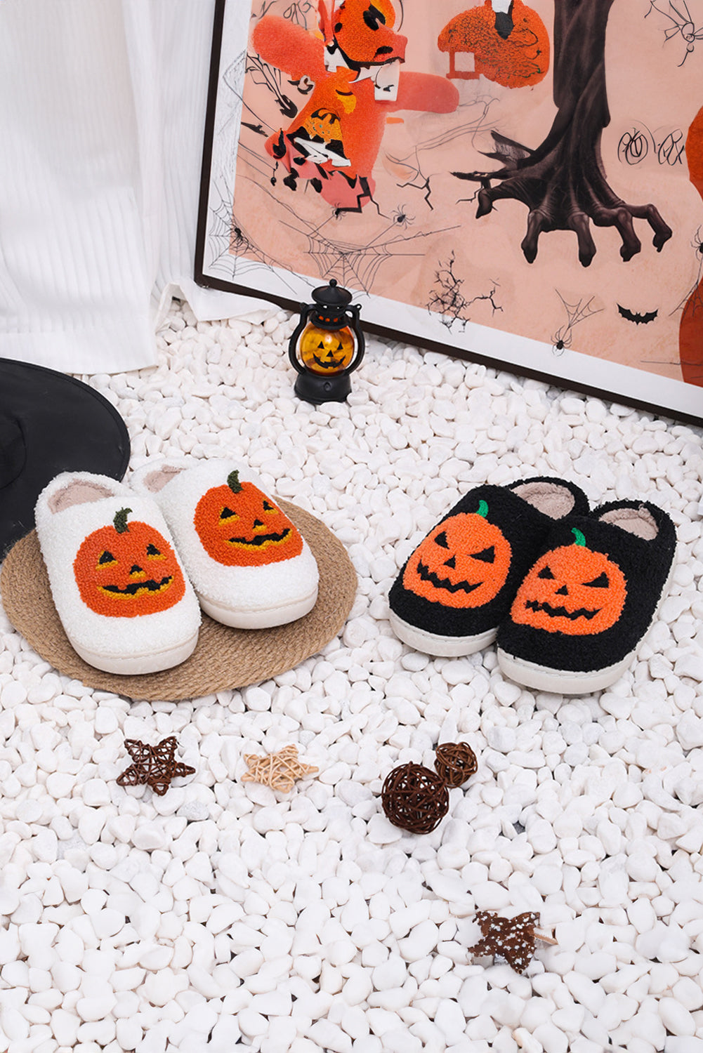 "Halloween Pumpkin Print Plush" Slippers