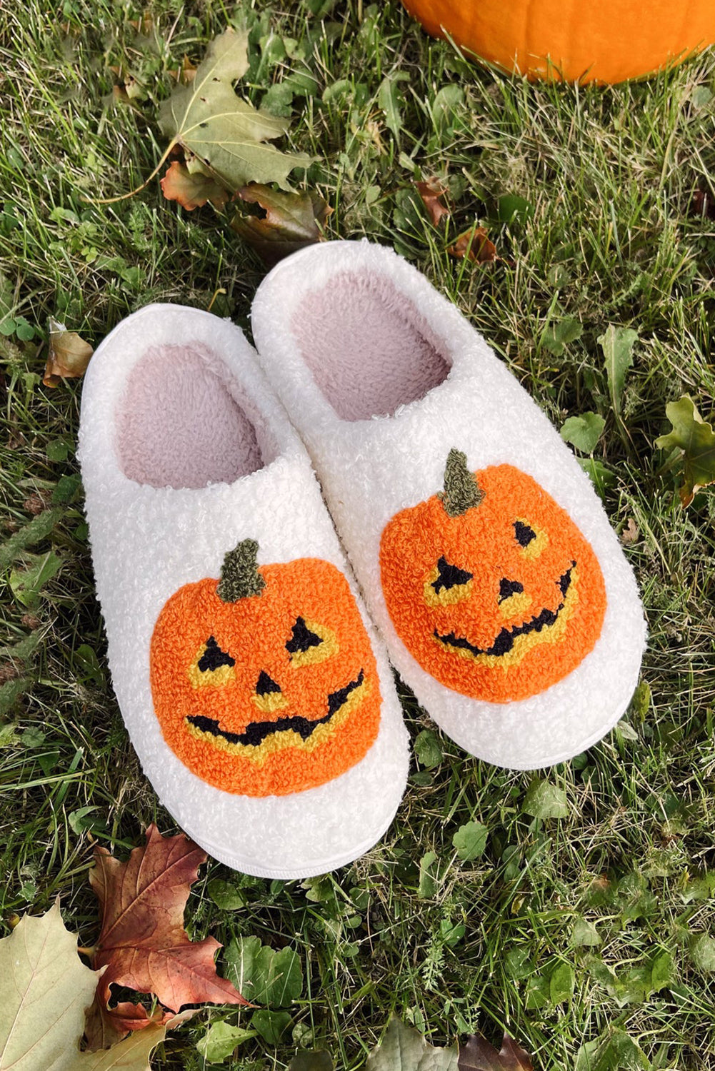 "Halloween Pumpkin Print Plush" Slippers