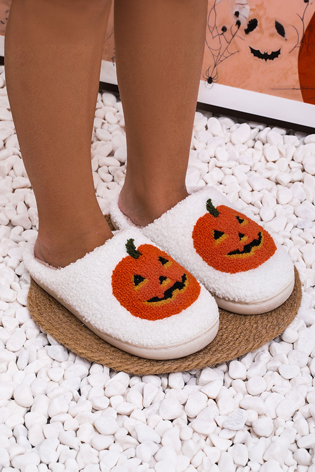 "Halloween Pumpkin Print Plush" Slippers