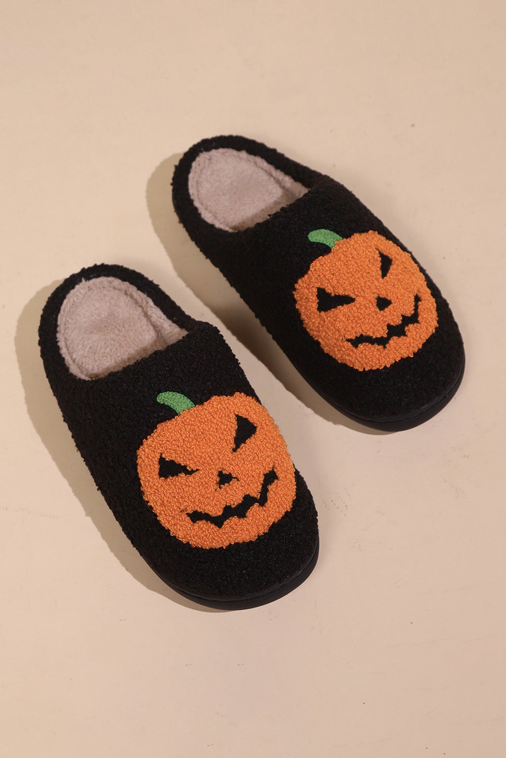 "Halloween Pumpkin Print Plush" Slippers